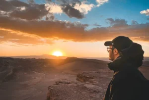 Essential Tips for Hiking Backpacks: Lightweight Packing and Expert Maintenance